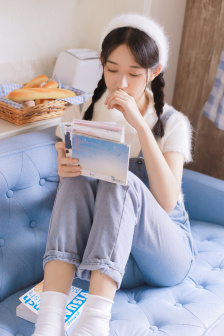 胸一边一个肿块